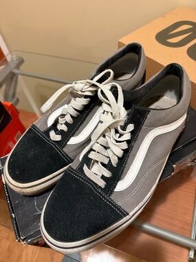 Vans Old Skools, Size US 11